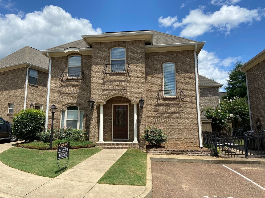 Primary Photo - 3BR/3BA For Rent