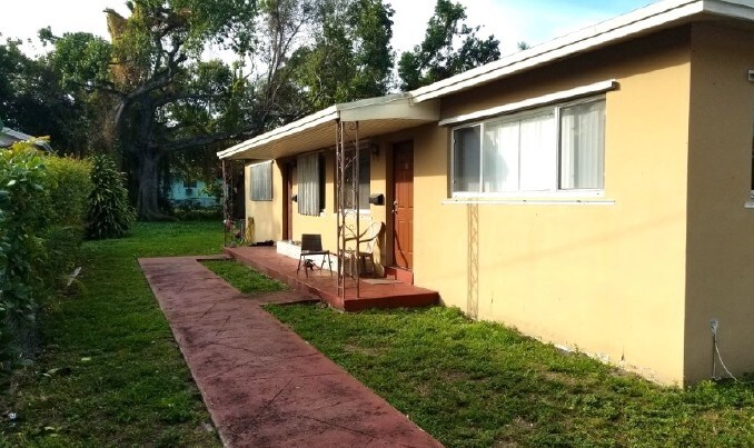 Primary Photo - 60 NW 42nd St