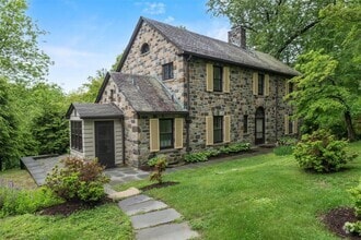 Building Photo - 341 Furnace Dock Rd