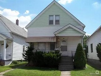 Building Photo - 2224 Yemans St