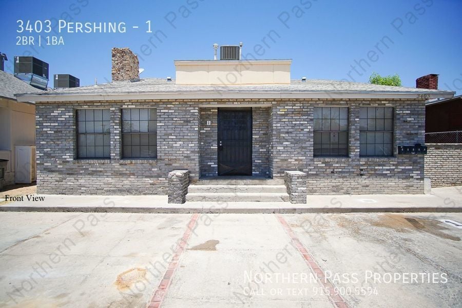 Primary Photo - Cozy 2 BDR Apartment Near 5 Points!