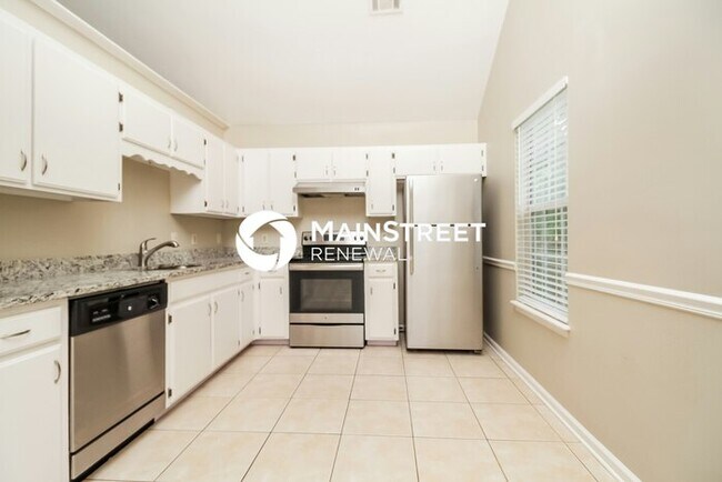 Building Photo - 3 Bedroom Pet-Friendly Home in Antioch, TN with Main Street Renewal
