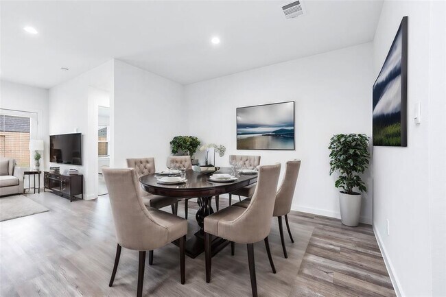 Building Photo - 8714 Anacua Dr