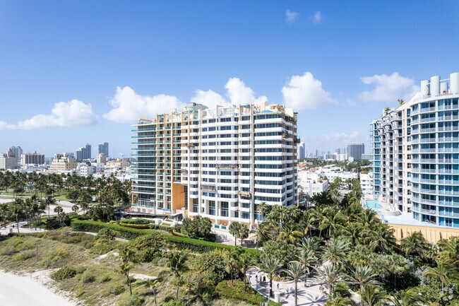 Foto del edificio - IL Villaggio Condos