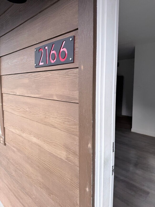 Building Photo - 2166 Placer St