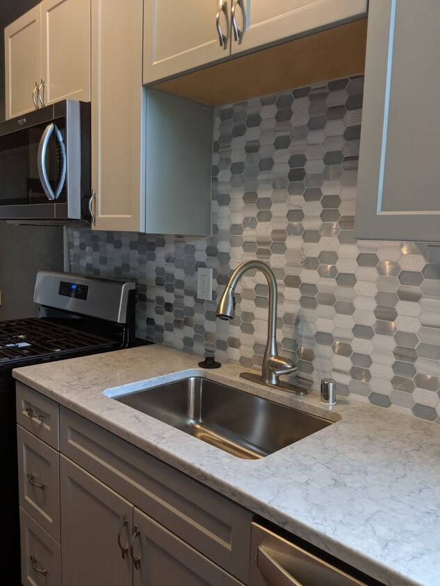 Foto principal - 1444 N Humboldt Ave