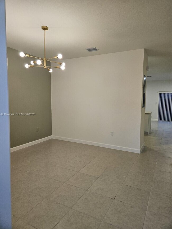 Foto del edificio - 27669 SW 155th Ave