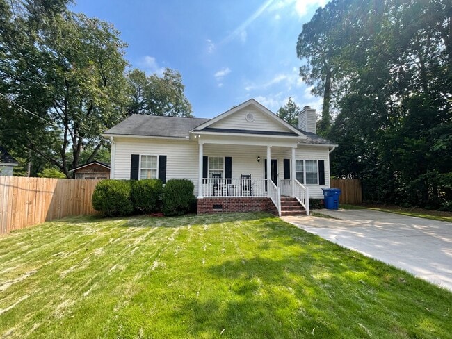 Building Photo - 1020 Chevis St