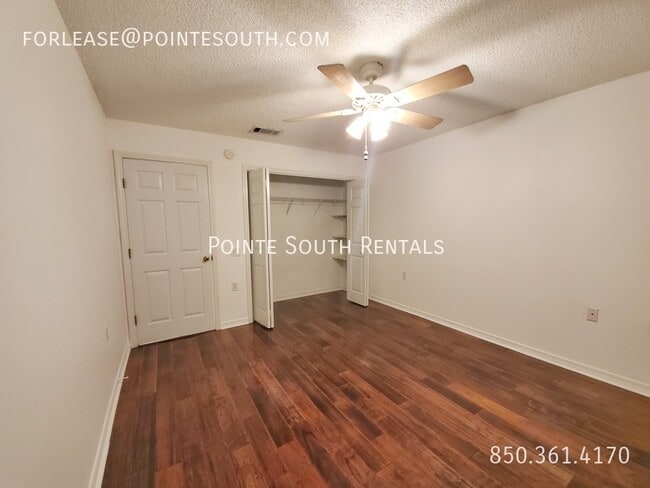 Building Photo - 2BD/1BA Townhome in Pine Forest Royale