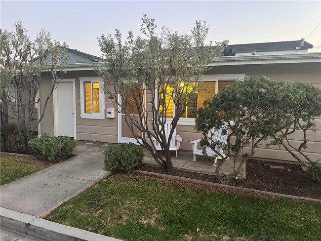 Foto del edificio - 621 Larkspur Ave