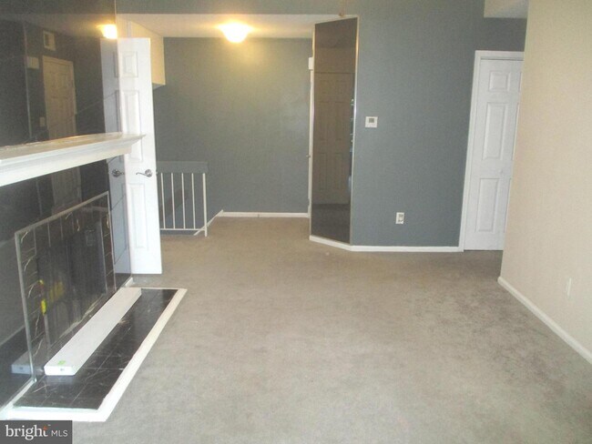 Building Photo - 204 Beacon Hill Dr