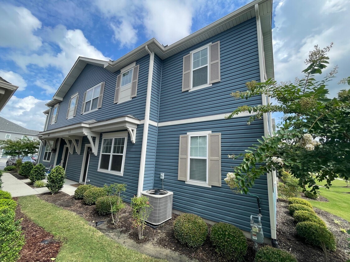 Primary Photo - 4024 Trenwith Ln