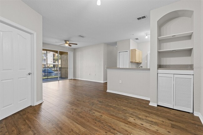 Building Photo - 1175 Lake Shadow Cir