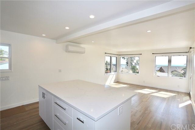 Building Photo - 444 3rd St