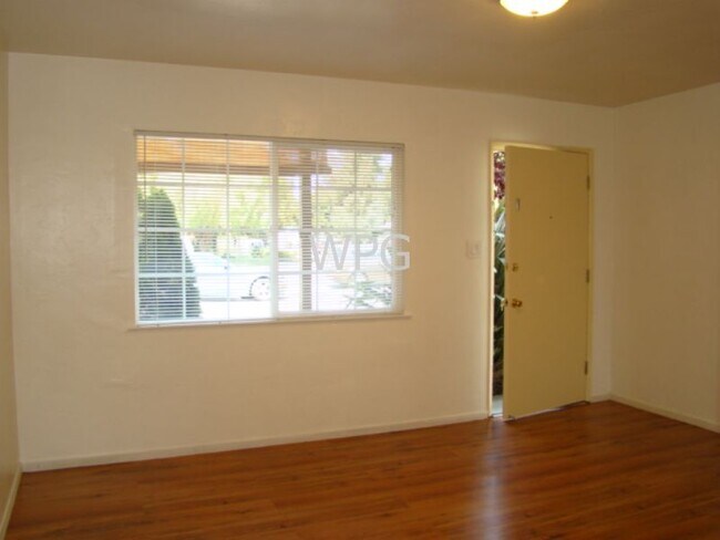 Foto del edificio - 440 N Fair Oaks Ave