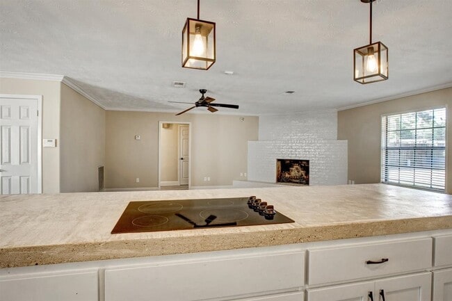 Building Photo - 505 Foxmeadow Ln