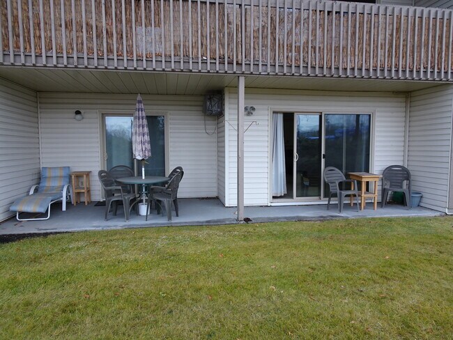 Photo du bâtiment - 290-290 Hwy 33