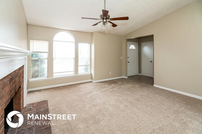 Building Photo - 1361 Wrens Ct