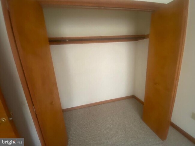 Building Photo - 1312 Clay Ave