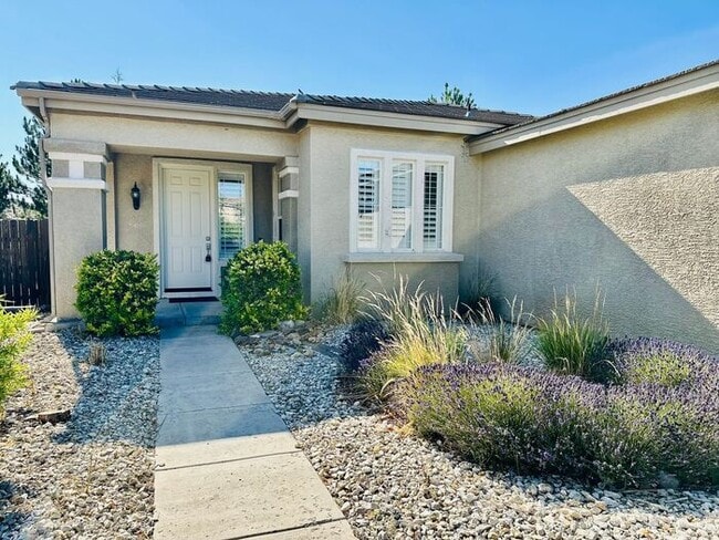 Building Photo - 6350 Cedar Waxwing Ct