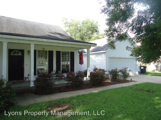 Building Photo - 118 Pecan St
