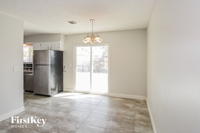 Foto del edificio - 2850 Sandy Ln
