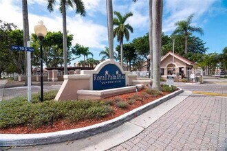 Building Photo - 10521 SW 157th Pl