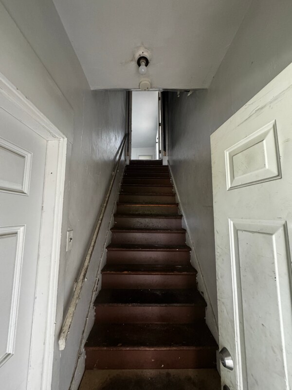 Foto del edificio - 645 Woodland Ave