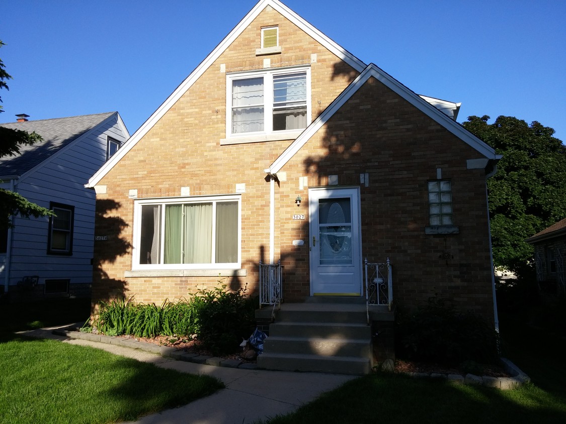 Foto principal - 3027 S 40th St