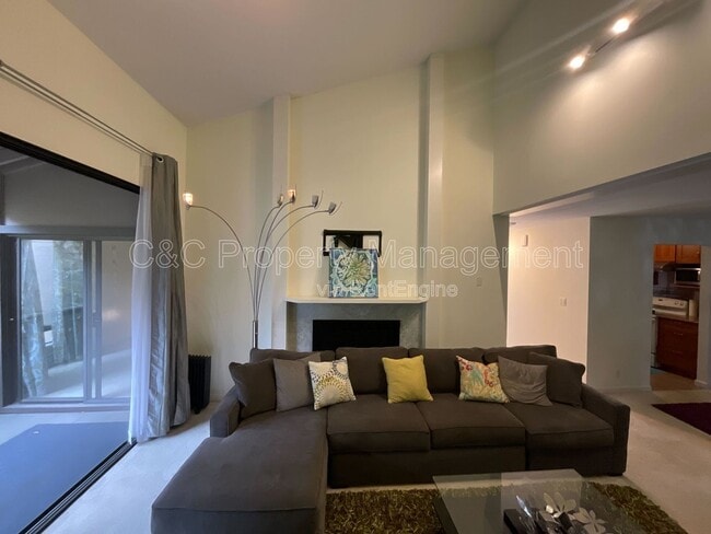 Photo - 765 N Rengstorff Ave Apartment