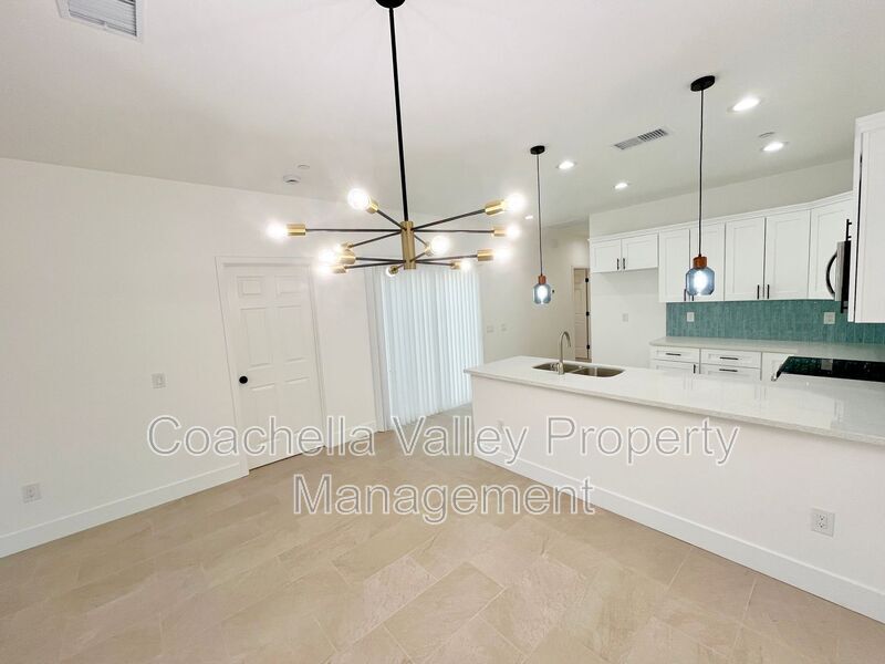 Primary Photo - 29730 Landau Blvd