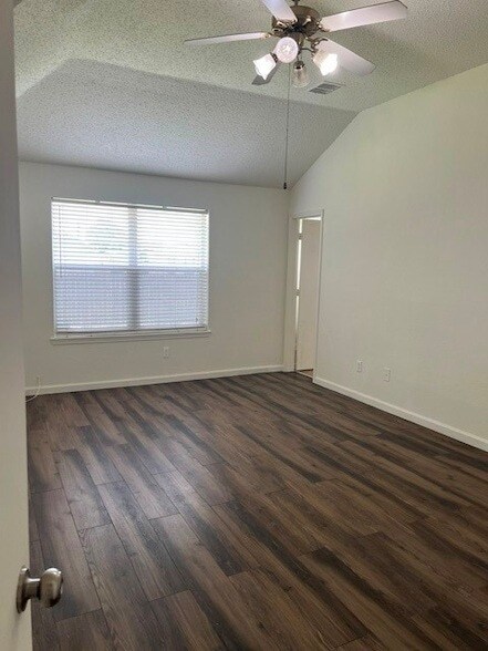 Building Photo - 7409 Marsland Ln