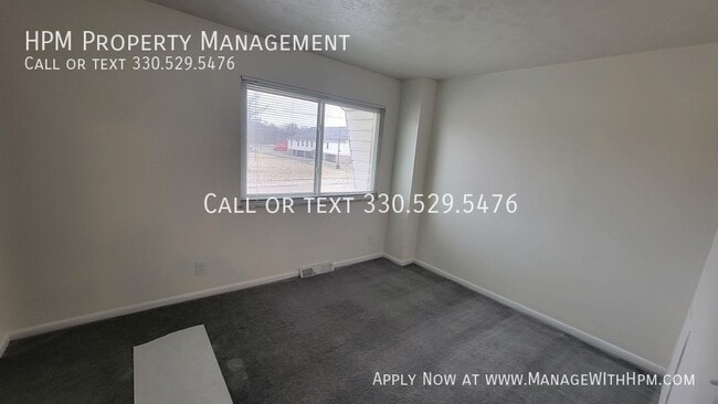 Foto del edificio - Call 330-529-5476 To Schedule A Showing! -...