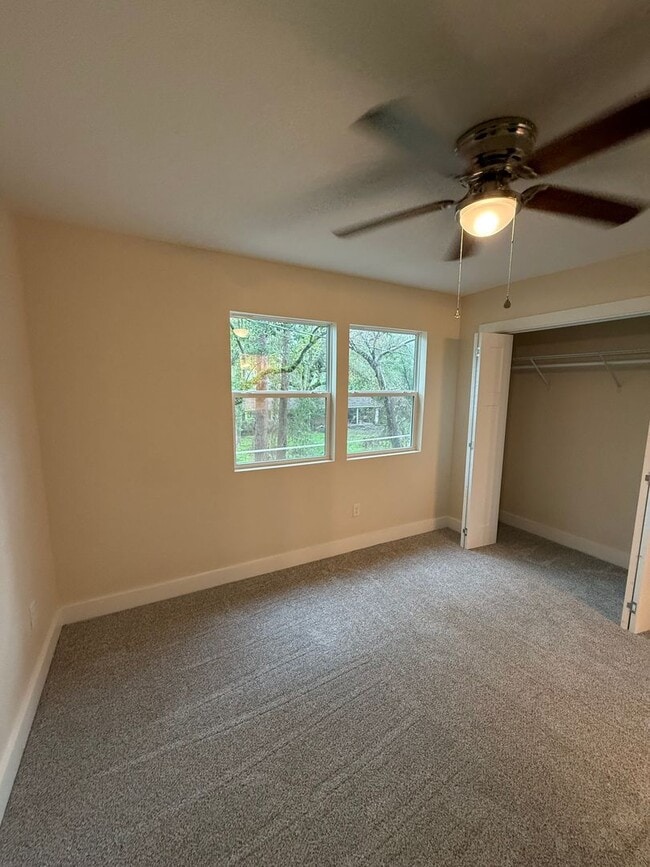 Building Photo - 4405 NW 31st Ave