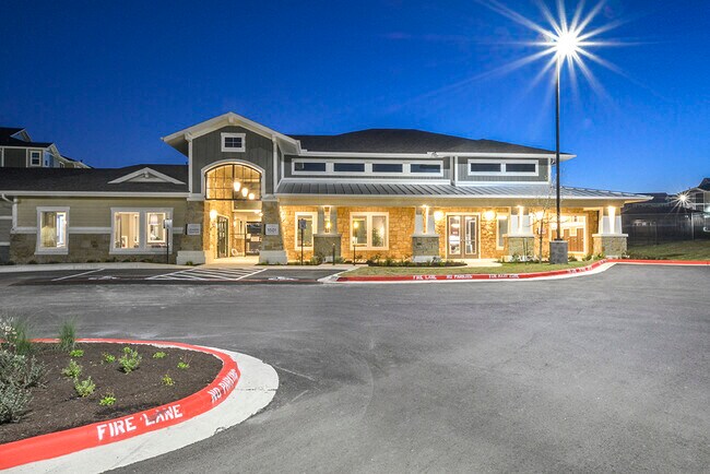 Foto del edificio - Bridge at Harris Ridge