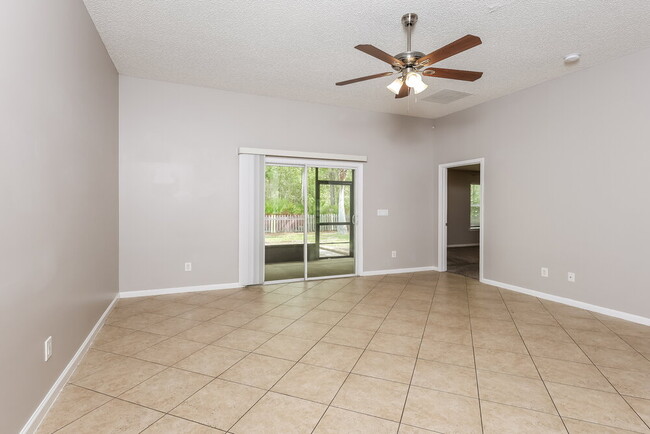 Building Photo - 3014 Piedmont Manor Dr