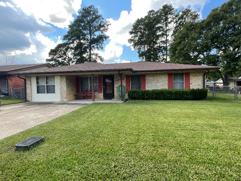 103 Davis St, New Llano, LA 71461 House Rental in New Llano, LA
