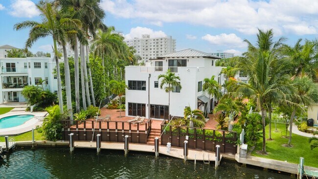 Foto del edificio - 1121 Bel Air Dr
