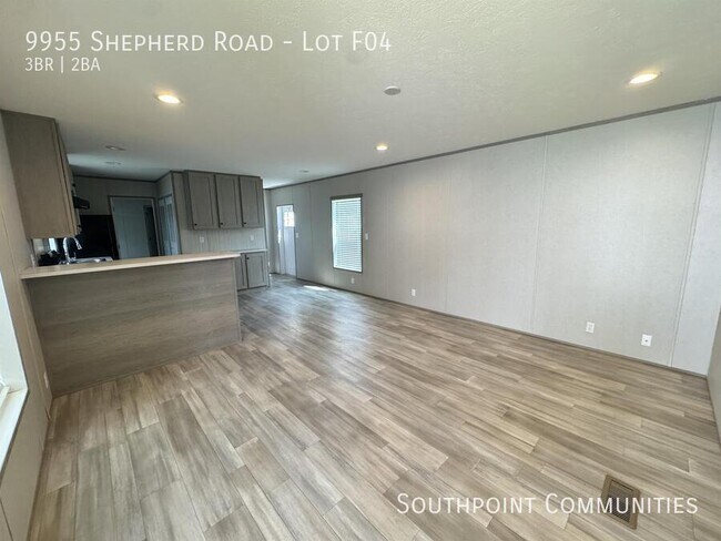 Foto del edificio - 9955 Shepherd Rd