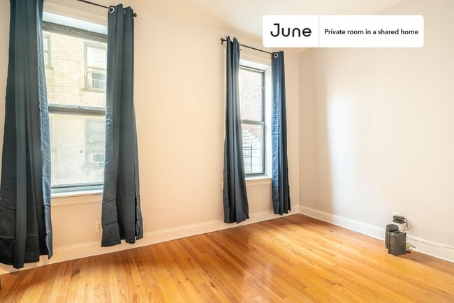 Building Photo - Room in Shared 2 bed/1 bath home