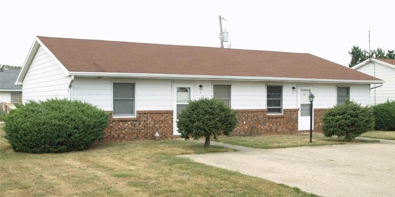 Primary Photo - 225 S 4 Unit