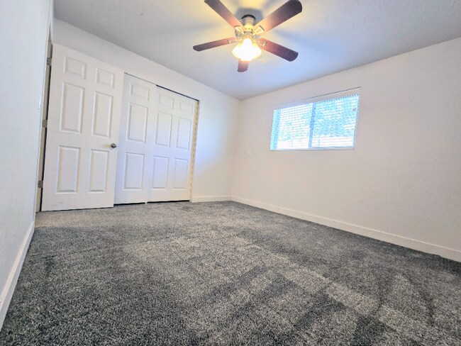 Foto del edificio - 8707 S 620 E