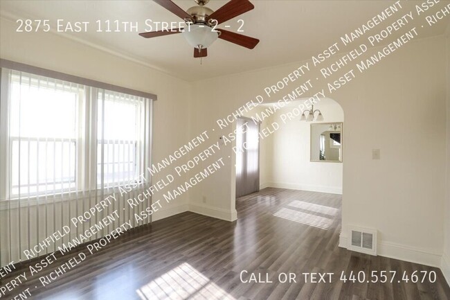 Foto del edificio - 2875 E 111th St