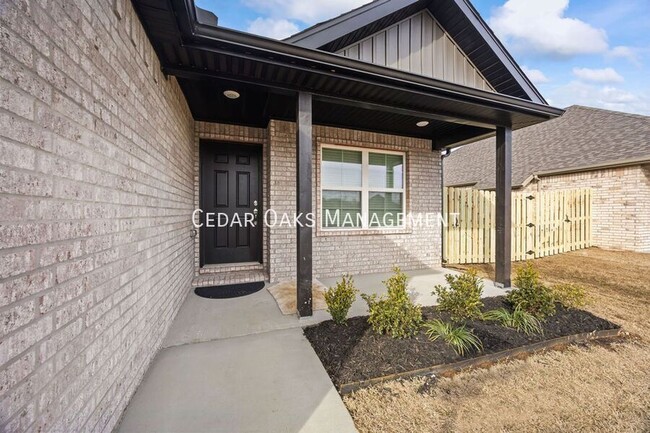 Foto del edificio - Stunning BRAND NEW Home, Fenced Yard, All ...