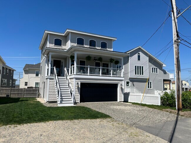 Foto del edificio - 2 1/2 Dumas Ave