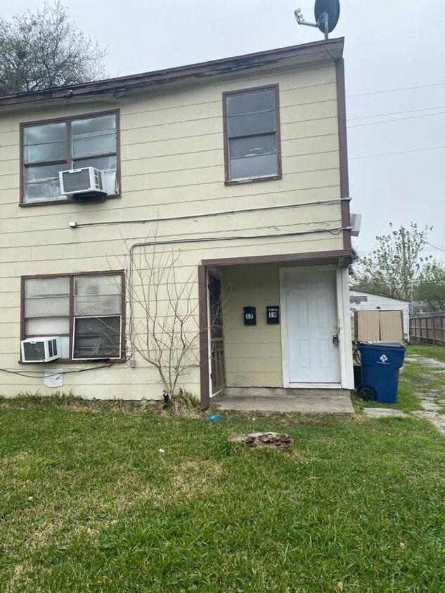Photo - 17 13th St N (Texas City, TX)