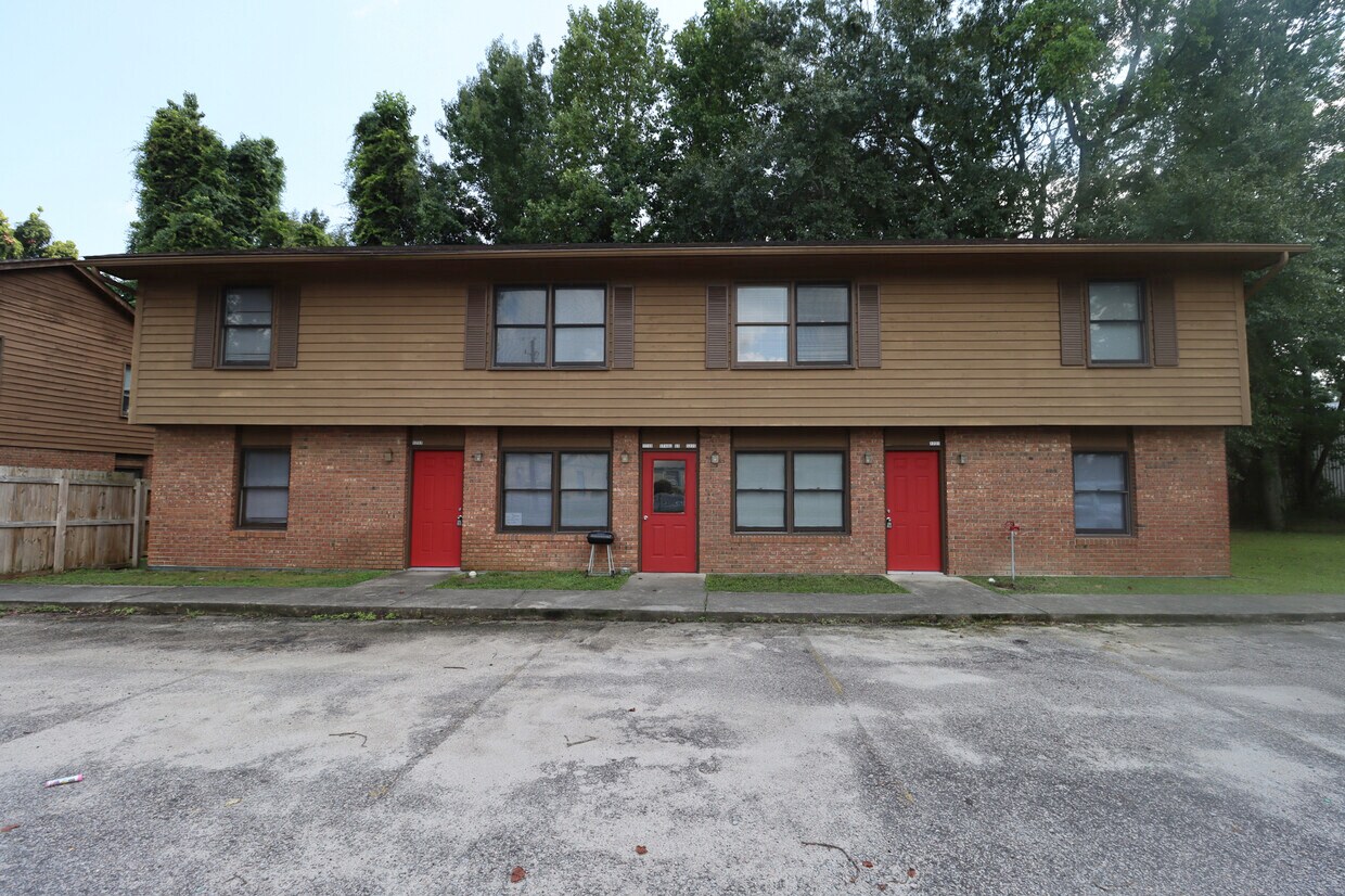 1717 Stahl St Unit 1717, Cayce, SC 29033 Apartments in Cayce, SC