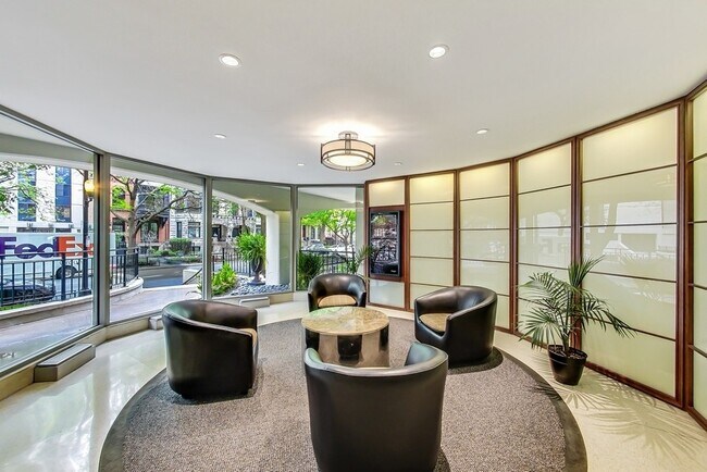 Foto del edificio - 1340 N Dearborn St