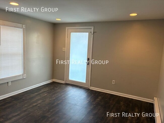 Foto del edificio - 140 E Market St