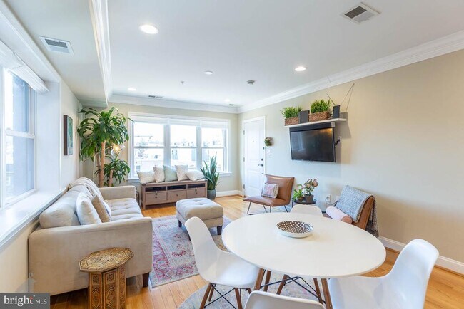 Foto del edificio - 5511 Colorado Ave NW